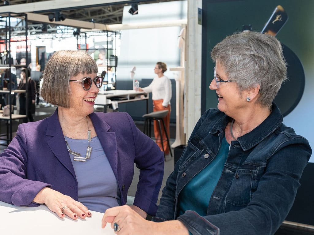 Karin Stehr und Petra Waldminghaus lachend opti 2026
